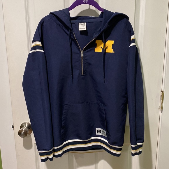 SOLD eB Univ Of Michigan Wolverines 1/4 Zip Pullover Jacket EUC - Picture 2 of 15